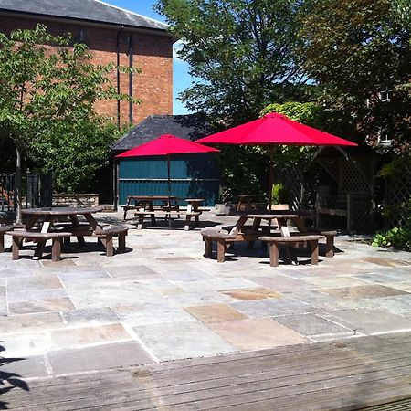 The Admiral Hornblower Oakham Exterior foto